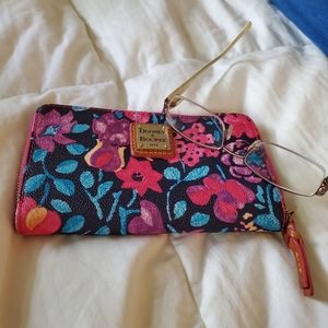 Dooney & Bourke wallet